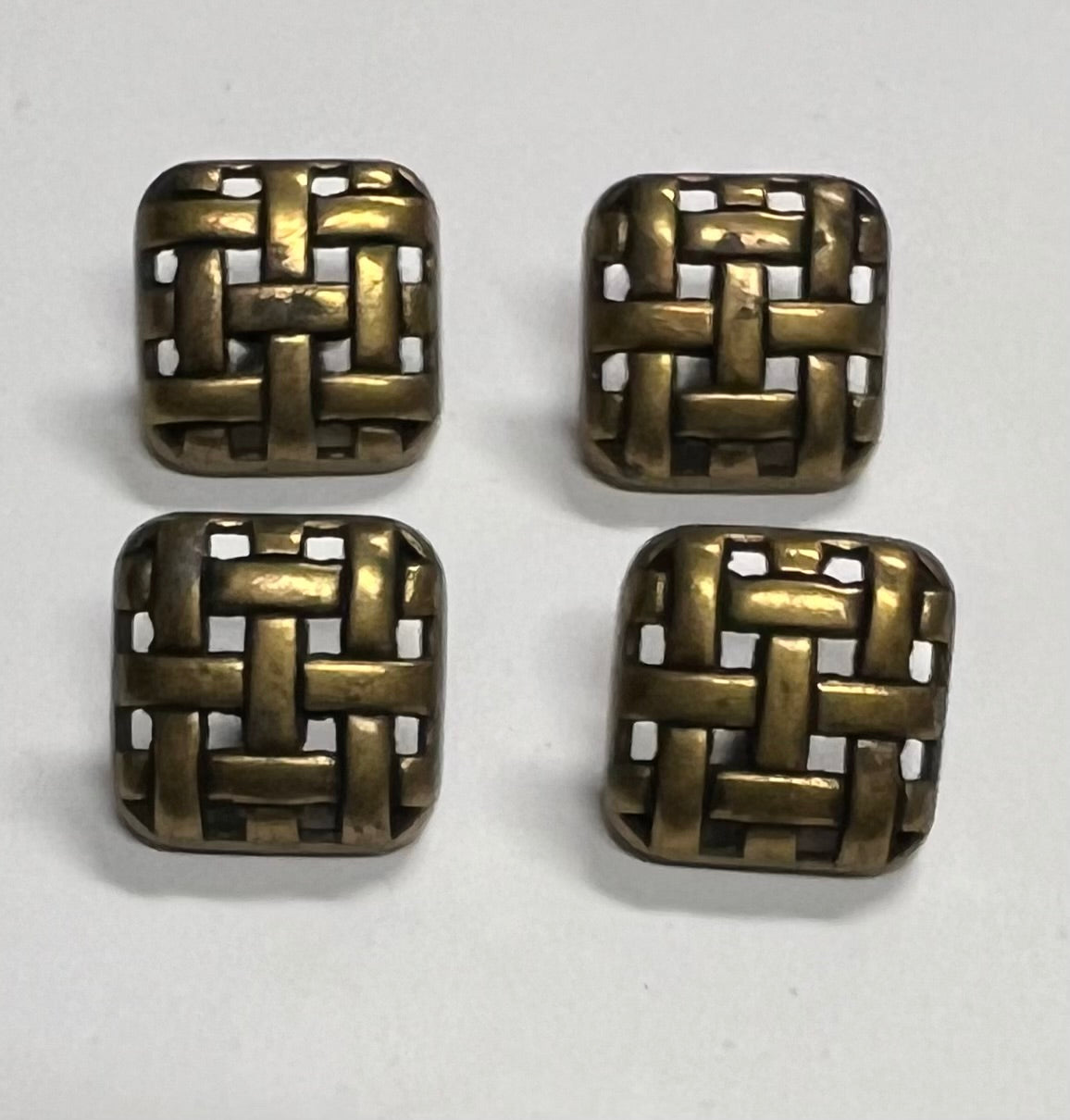 Metall knapper